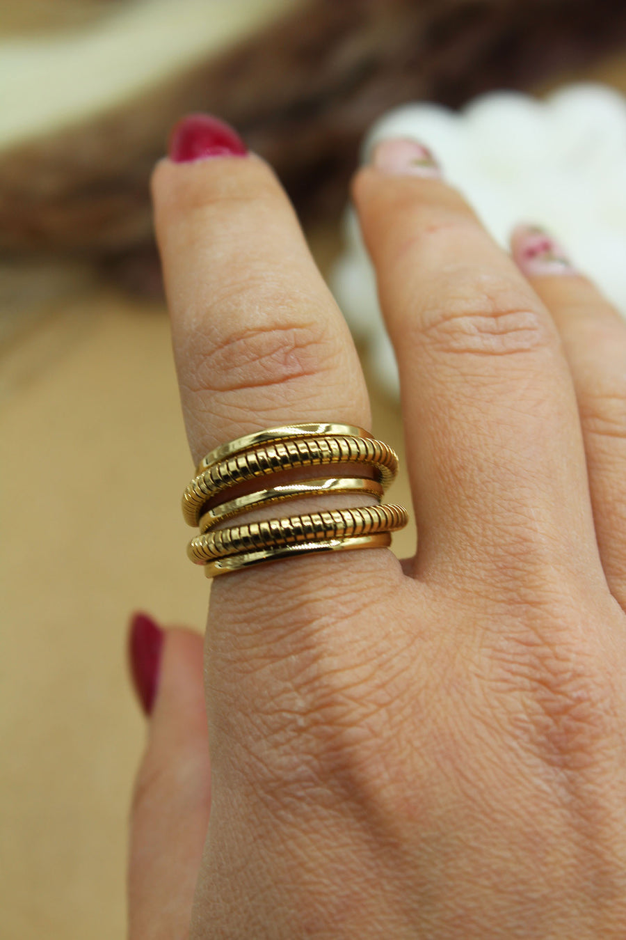 Anello Row