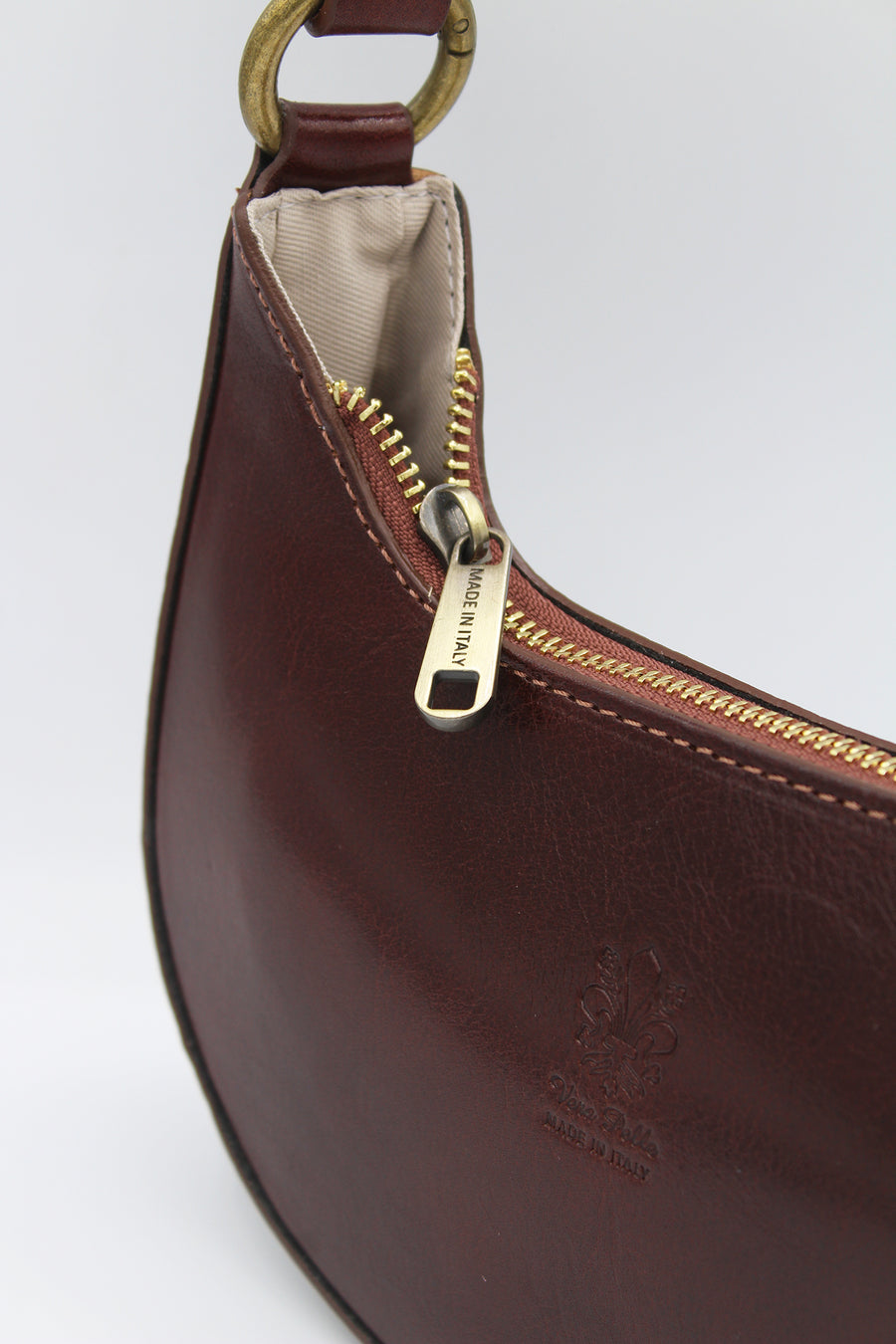 Borsa Karin